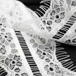 Karl Lagerfeld lace-trim pajama set