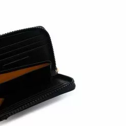 Karl Lagerfeld logo-quilted neck wallet